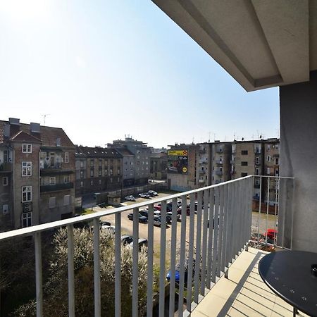 Lavir Apartment With Parking Zagreb Ngoại thất bức ảnh